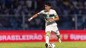 Miguelito, do América-MG, será julgado por injúria racial.