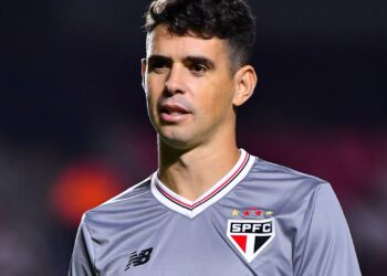Oscar não deve defender o São Paulo na Libertadores.