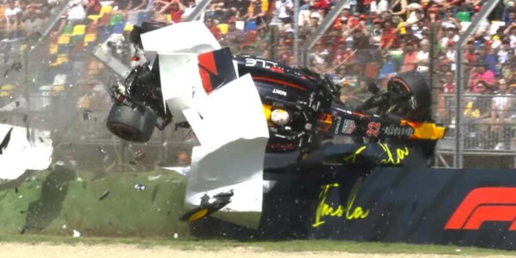 Como um acidente de 2022 salvou Tsunoda em Imola
