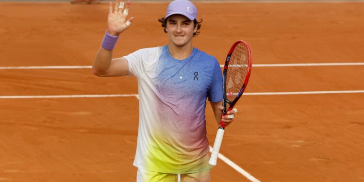 João Fonseca em Roland Garros.