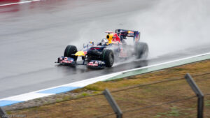 O piloto que mais venceu corridas pela Red Bull