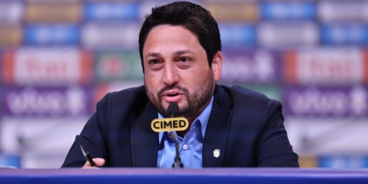 Arthur Elias, técnico da Seleção Brasileira Feminina