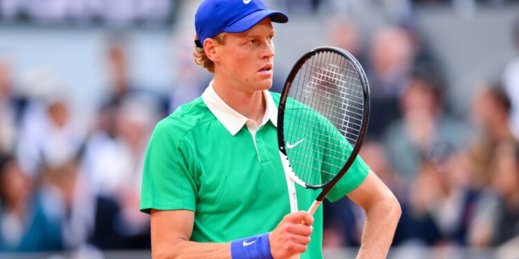 Jannik Sinner em Roland Garros