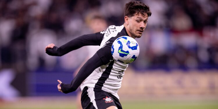 Garro em ação pelo Corinthians