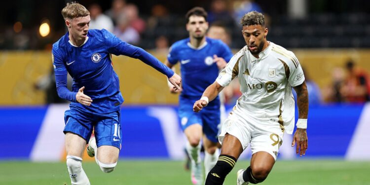 Lance de partida entre Chelsea e LAFC