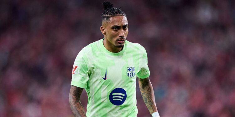 Raphinha, do Barcelona, durante jogo contra o Athletic BIlbao