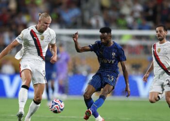 Lance de jogo entre Manchester City e Al-Hilal