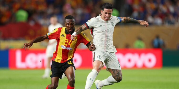 Lance de partida entre Espérance e Chelsea