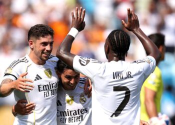 Jogadores do Real Madrid comemoram gol marcado contra o Pachuca