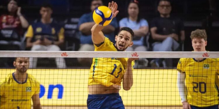 Lance de jogo entre Brasil e China, pela VNL