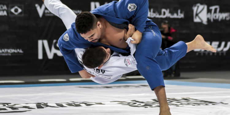 Jiu-jitsu brasileiro tem força comprovada dentro e fora do país - Foto: Divulgação/AJP