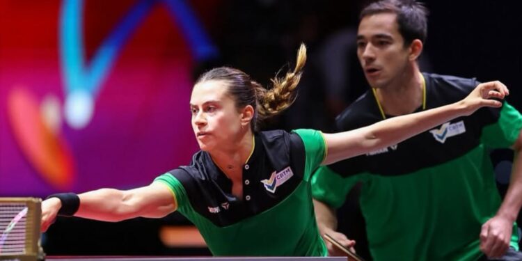 Hugo Calderano e Bruna Takahashi disputaram a final das duplas na Eslovênia.