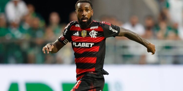Gerson no Flamengo.