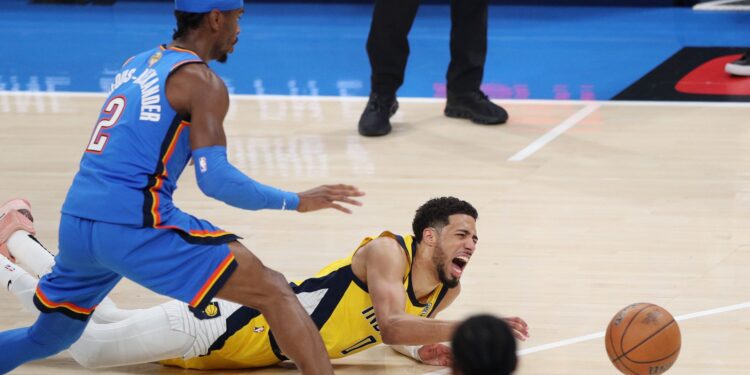 Tyrese Haliburton, dos Pacers, se lesiona na final da NBA.