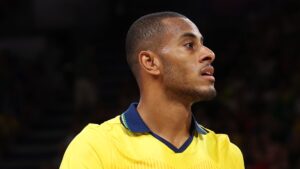 Lucarelli está fora dos jogos da VNL no Rio de Janeiro.