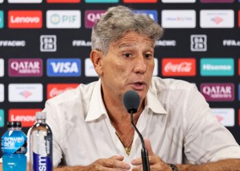 Renato Gaúcho fala após partida na Copa do Mundo de Clubes.