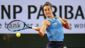 Quem é a francesa fedida classificada às semis de Roland Garros?