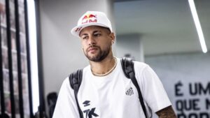 Neymar ainda não sabe se vai ficar no Santos