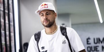 Neymar ainda não sabe se vai ficar no Santos
