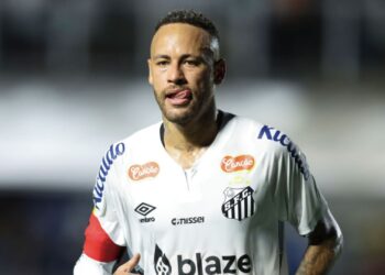Neymar vai ficar no Santos até o meio de 2026