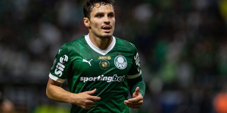 Raphael Veiga, do Palmeiras.
