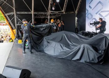 McLaren revela pintura para GP da Inglaterra