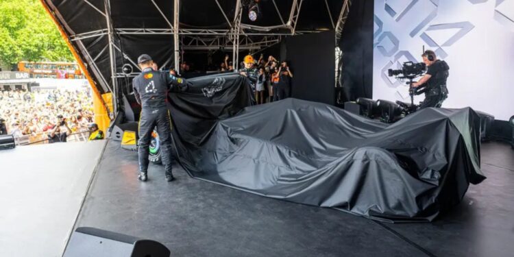 McLaren revela pintura para GP da Inglaterra