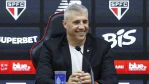 Hernán Crespo, treinador do São Paulo, durante entrevista coletiva