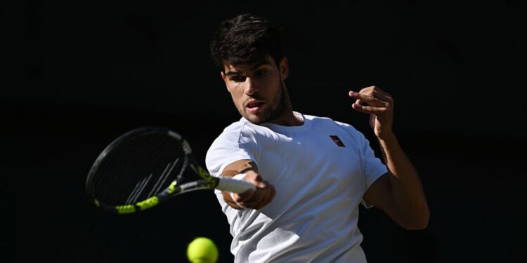 Carlos Alcaraz, tenista espanhol, durante jogo contra Cameron Norrie
