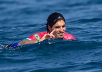 Gabriel Medina, surfista brasileiro, durante a Olimpíada de 2024