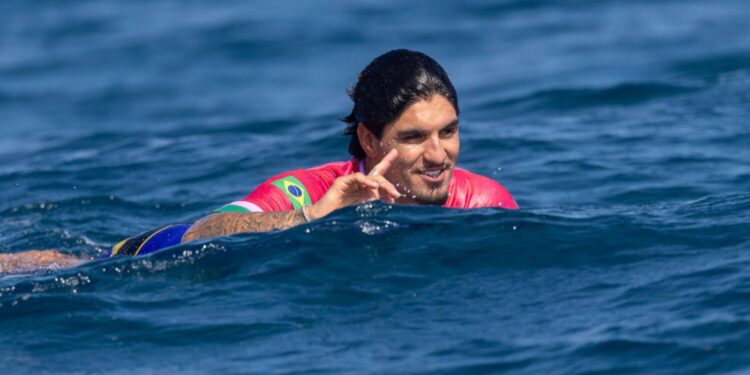 Gabriel Medina, surfista brasileiro, durante a Olimpíada de 2024