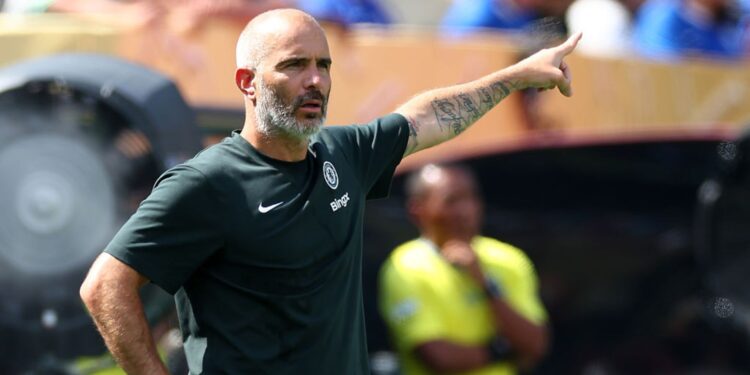 Enzo Maresca, treinador do Chelsea, durante partida contra o Fluminense