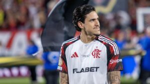 Pedro, do Flamengo, antes de jogo contra o Los Angeles FC