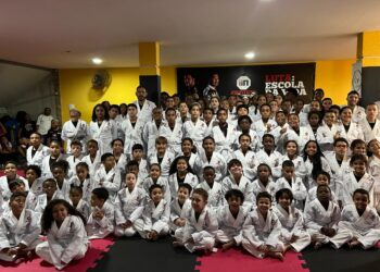 Mais de 450 jovens são atendidos pela iniciativa - Foto: Divulgação