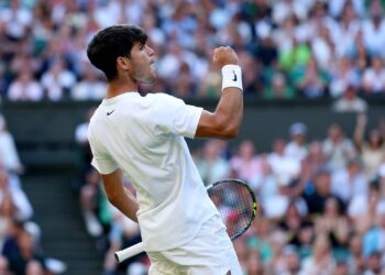 Alcaraz e Struff na terceira rodada de Wimbledon.