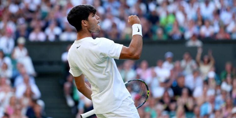 Alcaraz e Struff na terceira rodada de Wimbledon.