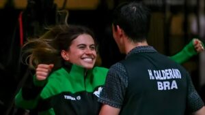 Calderano e Takahashi seguem se entrosando muito bem