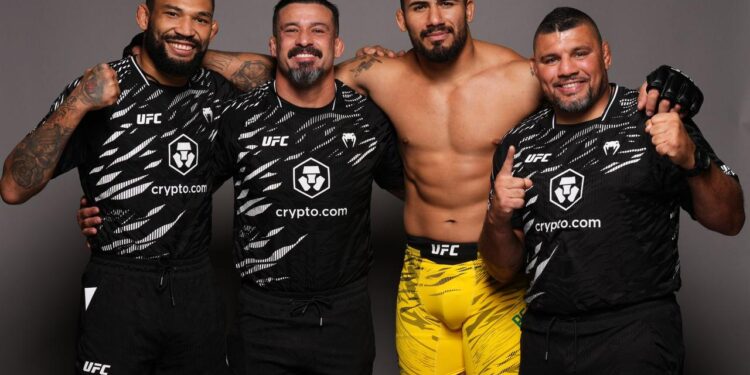 Vitor Petrino venceu em sua estreia nos pesos pesados do UFC - Foto: Divulgação/UFC
