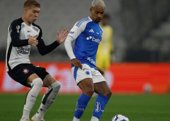 Corinthians x Cruzeiro no Brasileirão.