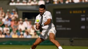 Djokovic segue firme em Wimbledon