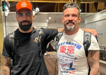 Capoeira e Cristiano Marcello chegaram a Las Vegas no início desta semana - Foto: Divulgação