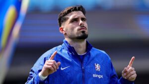Pedro Neto pode não jogar contra o Palmeiras