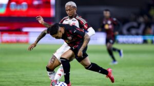 Flamengo vira sobre o RB Bragantino.