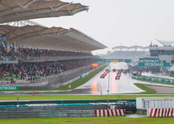 Corrida na chuva - Créditos: depositphotos.com / Ligados