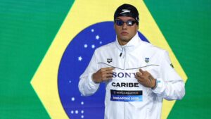 Guilherme Caribé segue vivo no Mundial de Natação
