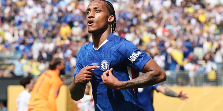 João Pedro, do Chelsea.