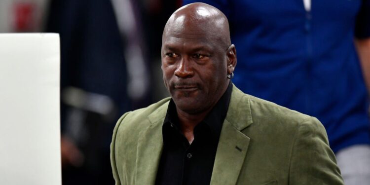 Michael Jordan terá a mansão alugada