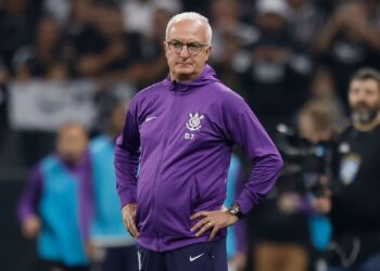 Dorival Jr, técnico do Corinthians.