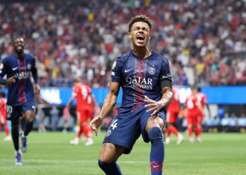 Doué voltou a decidir com a camisa do PSG