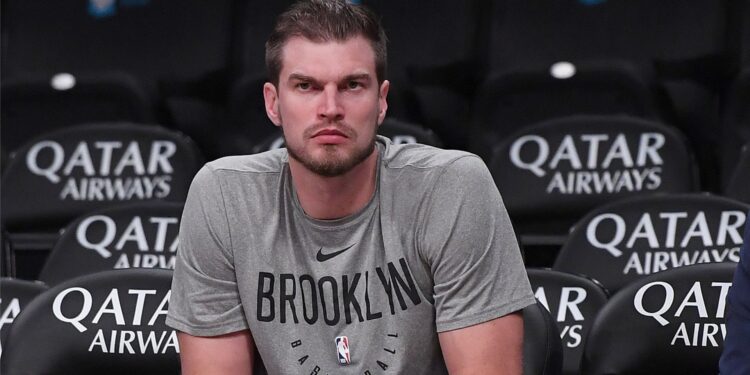 Tiago Splitter na NBA pelo Brooklyn Nets.
